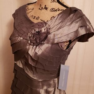 NWT LONDON TIMES pewter layer look dresss
